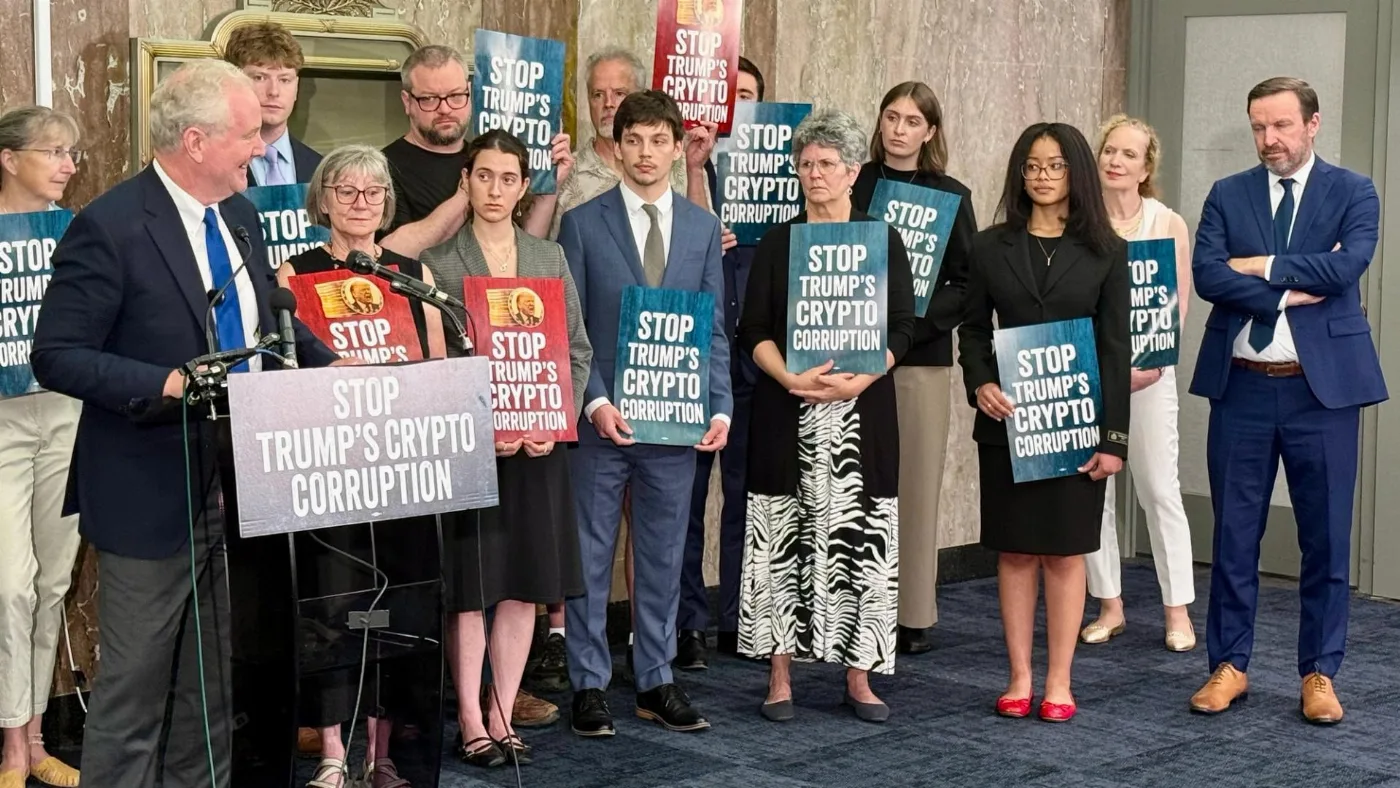 U.S. Senate Democrats Oppose Clarity Act, Citing Corruption Concerns